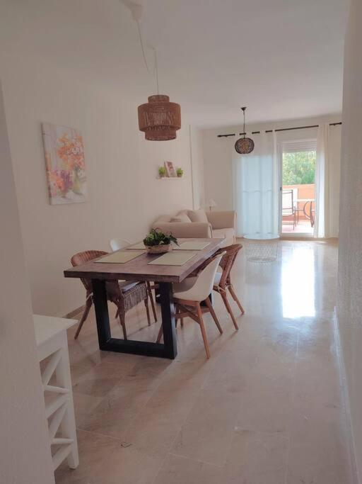 Apartamento Con Piscina Casares Ngoại thất bức ảnh